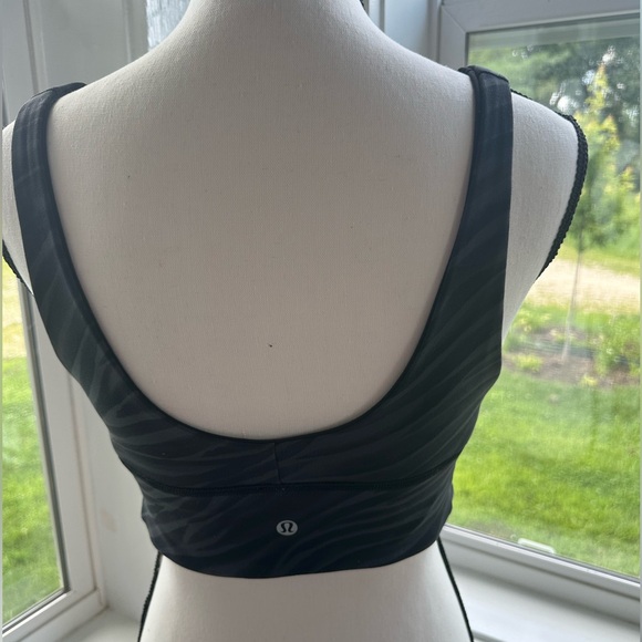 Lululemon Align Reversible Bra size 8 - Picture 4 of 12
